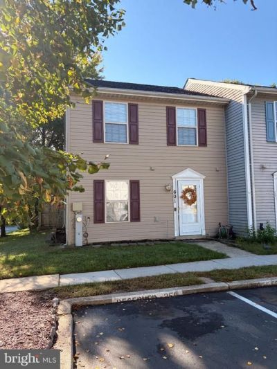 601 REALM COURT W , ODENTON, MD 21113