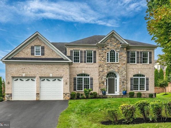 7205 ENTERPRISE AVENUE, MCLEAN, VA 22101