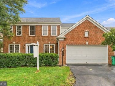 8157 DOUGLAS FIR DRIVE , LORTON, VA 22079
