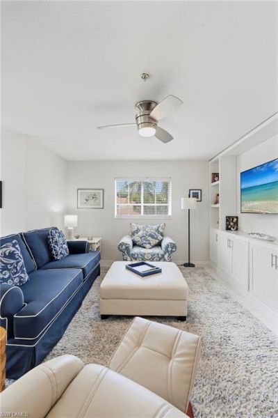 359 Dover Pl , Unit 203, Naples, FL 34104 Photo