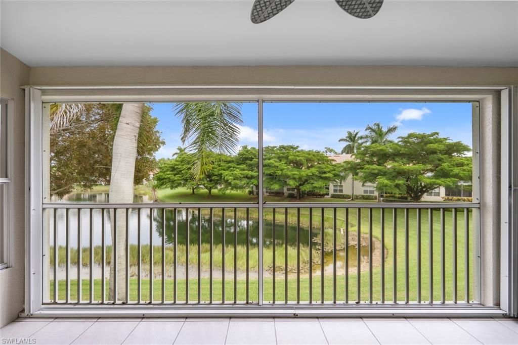 359 Dover Pl , Unit 203, Naples, FL 34104 Photo