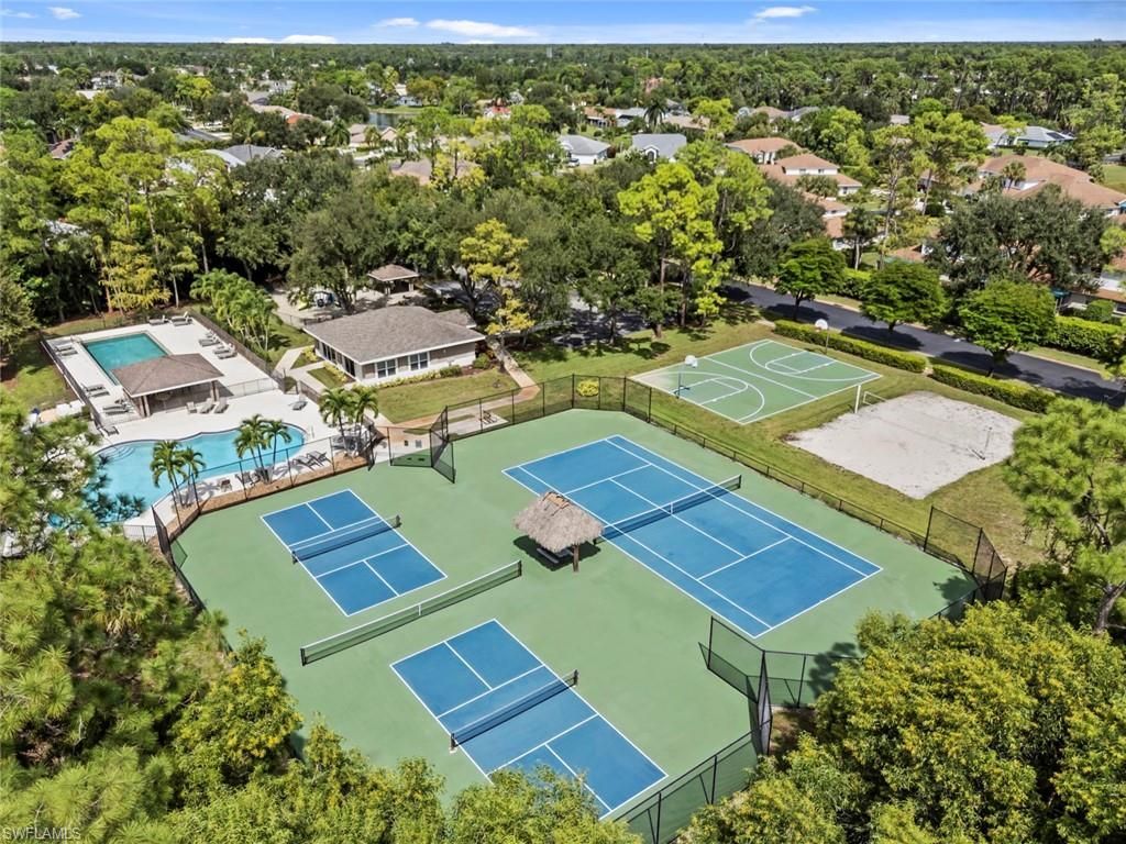 359 Dover Pl , Unit 203, Naples, FL 34104 Photo
