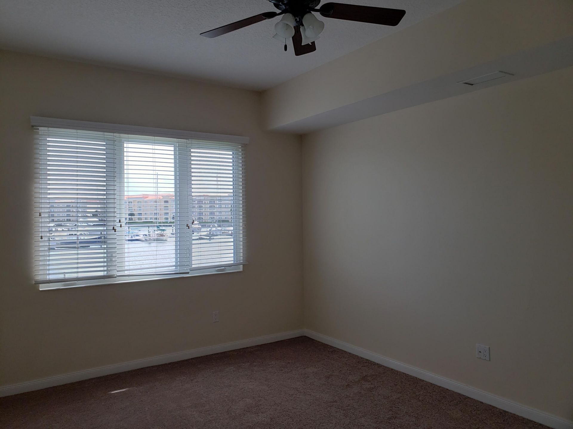 11 Harbour Isle Drive W, Unit 201, Fort Pierce, FL 34949 Photo