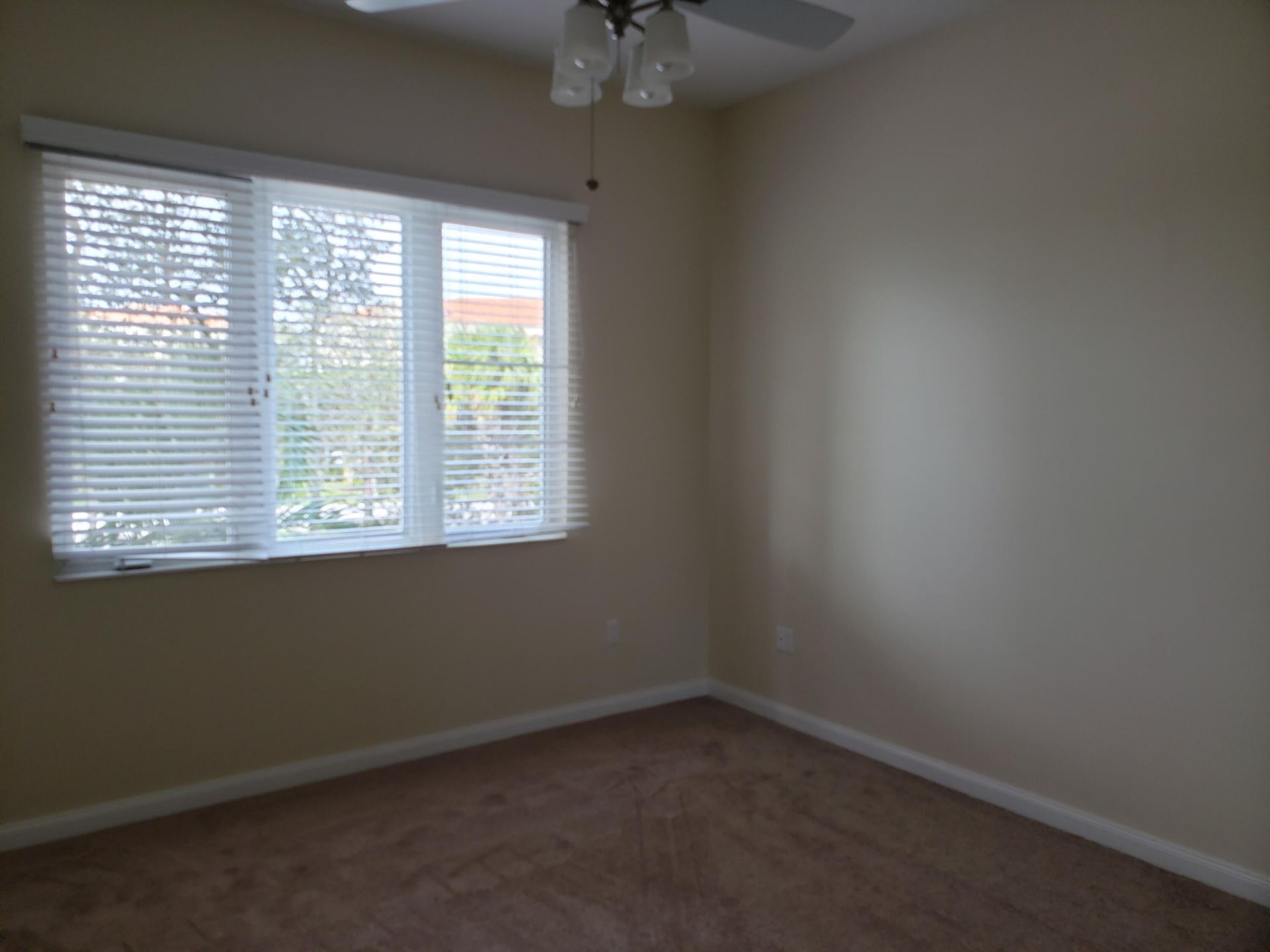 11 Harbour Isle Drive W, Unit 201, Fort Pierce, FL 34949 Photo
