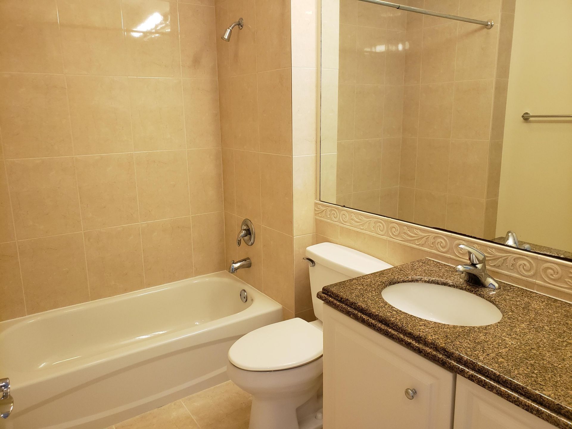 11 Harbour Isle Drive W, Unit 201, Fort Pierce, FL 34949 Photo