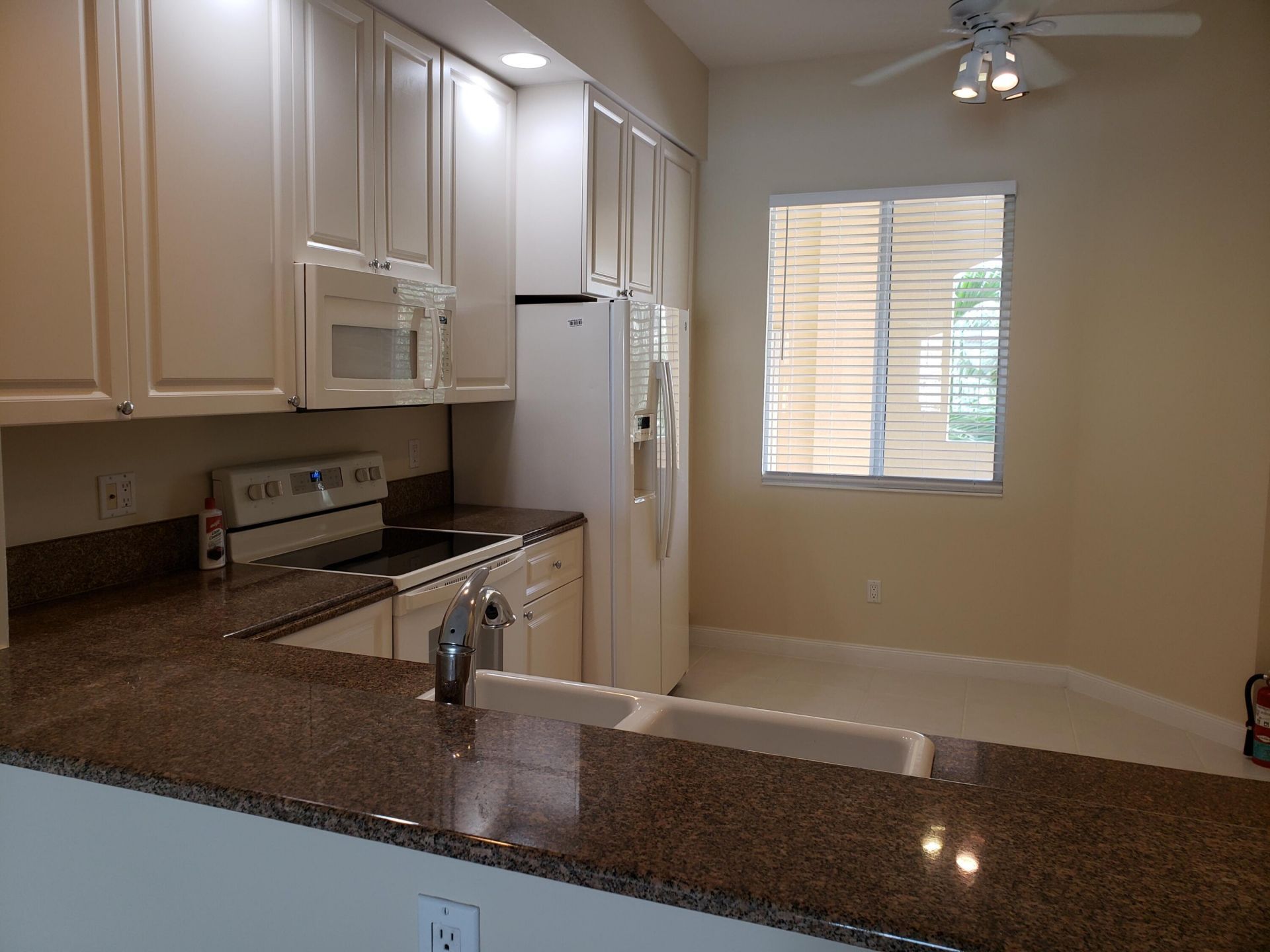 11 Harbour Isle Drive W, Unit 201, Fort Pierce, FL 34949 Photo