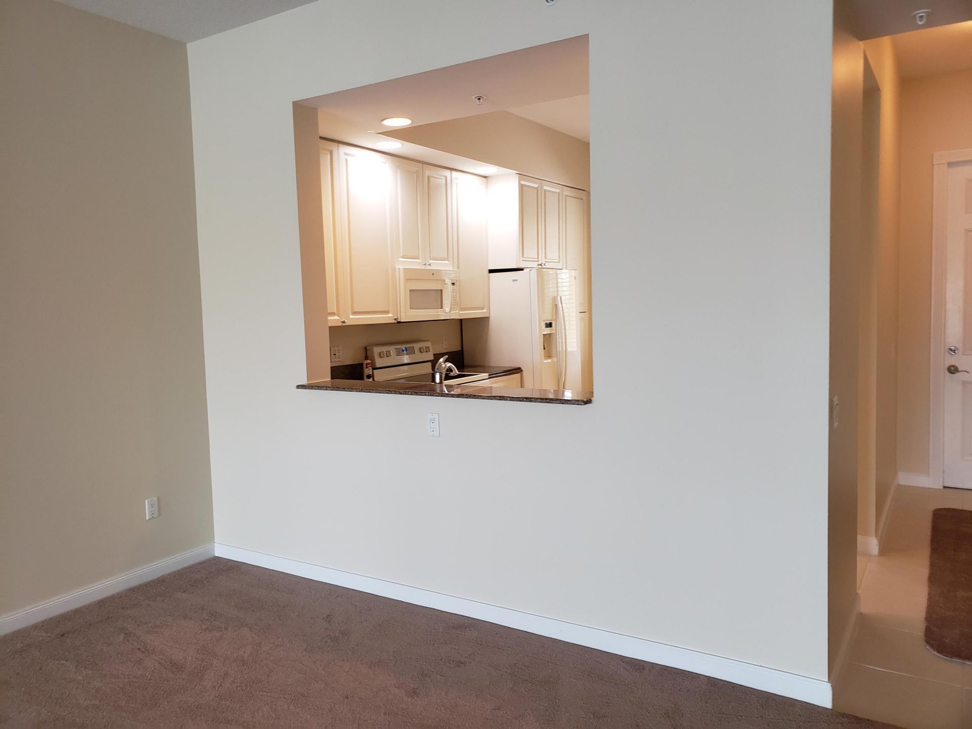 11 Harbour Isle Drive W, Unit 201, Fort Pierce, FL 34949 Photo