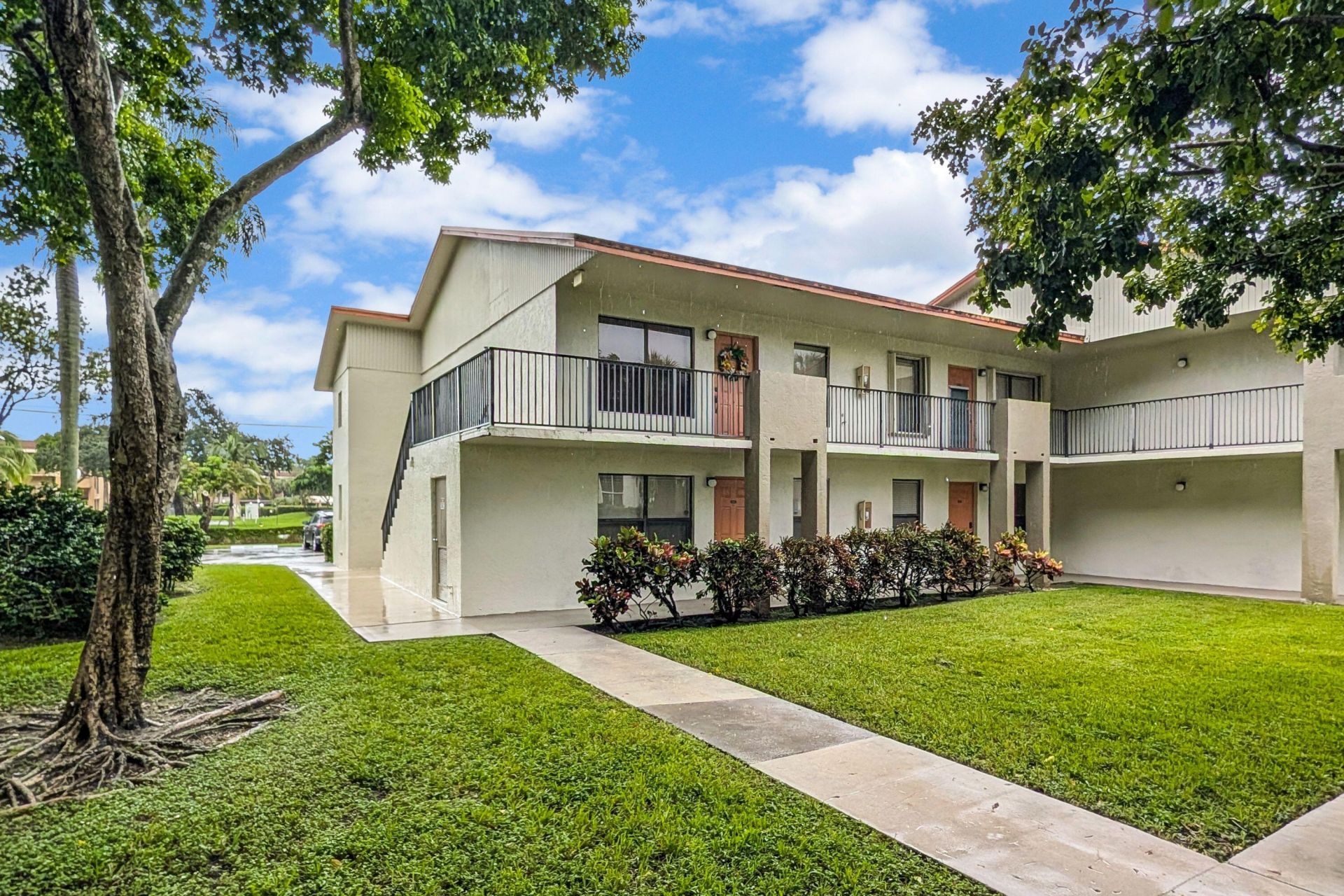 5486 Courtyard Drive, Unit 5486, Margate, FL 33063 Photo