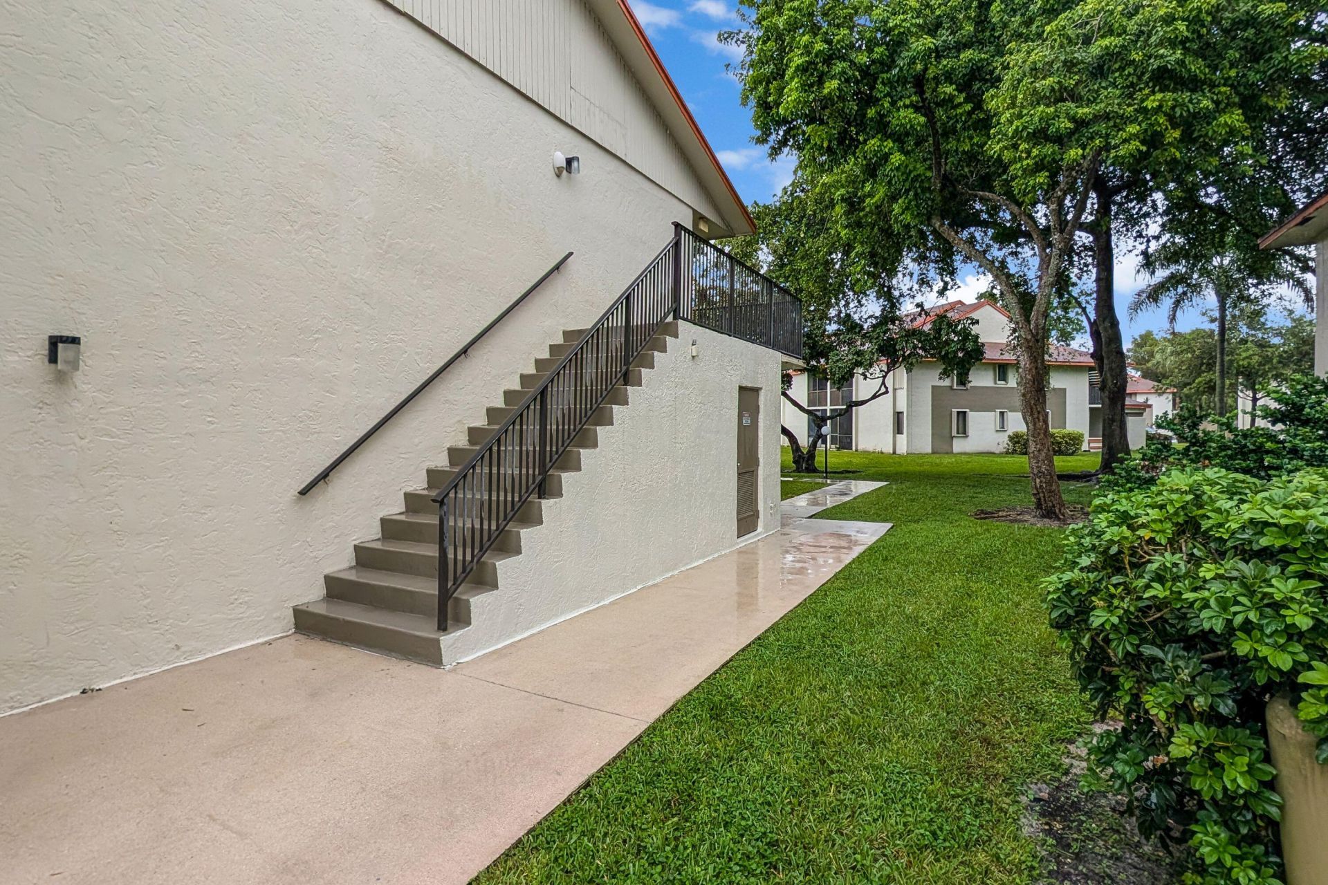5486 Courtyard Drive, Unit 5486, Margate, FL 33063 Photo