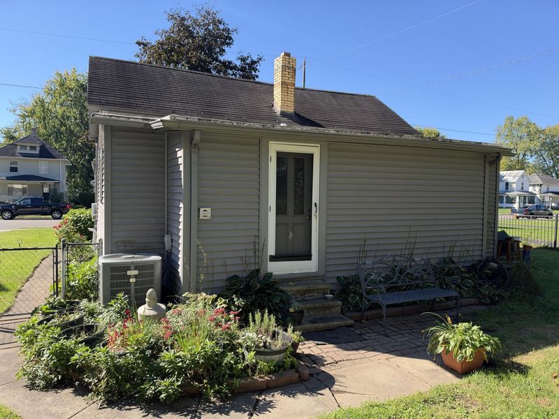 1432 Broadway Street, Springfield, OH 45504 Photo 3