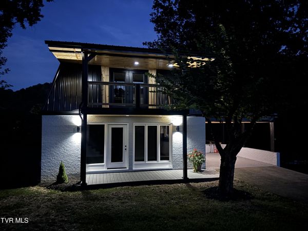 420 Greenbrook Circle, Unicoi, TN 37692