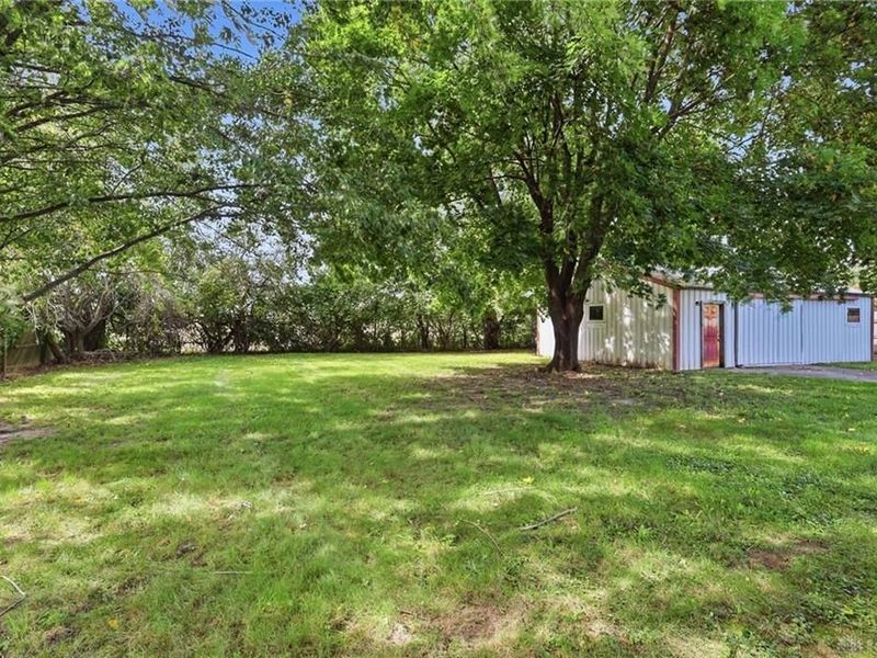 247 West Drive, Bethel Township, OH 45504 Photo 37