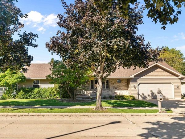 151 GRACELAND DRIVE, Oshkosh, WI 54904