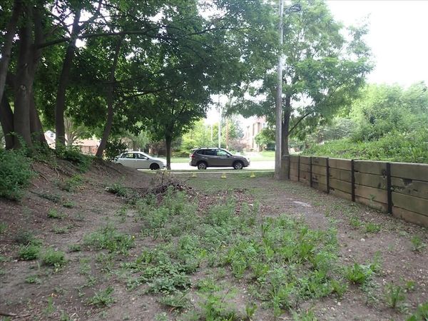 5212 W WISCONSIN AVENUE, Milwaukee, WI 53208