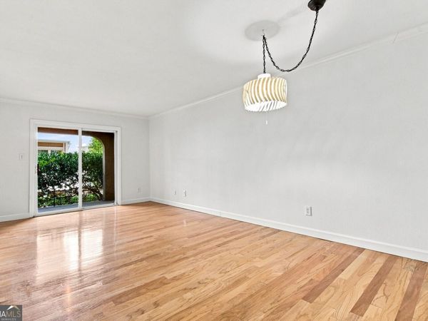 395 Pharr Road NE, Unit 208, Atlanta, GA 30305