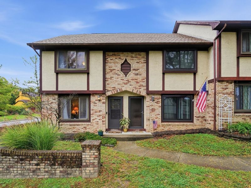 3026 Blendon Woods Boulevard, Columbus, OH 43231 Photo 1