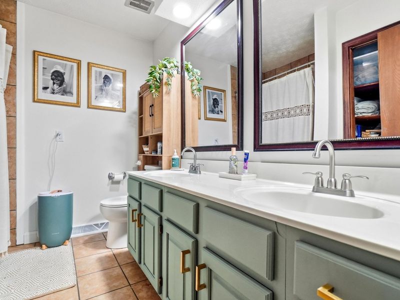 3026 Blendon Woods Boulevard, Columbus, OH 43231 Photo 14