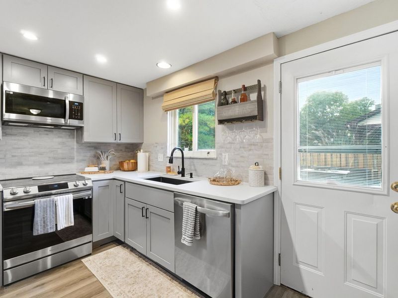 3026 Blendon Woods Boulevard, Columbus, OH 43231 Photo 6