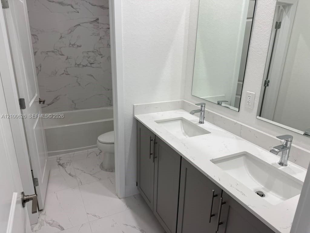 1828 NE 1st St , Homestead, FL 33033 Photo