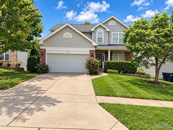 39 Upper Bluffs View Court , Eureka, MO 63025