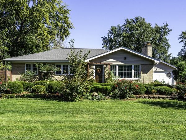 2N563 Mildred Avenue, Glen Ellyn, IL 60137