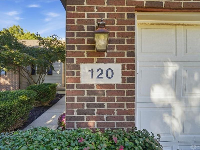 120 Sackett Drive, Monroe, OH 45050 Photo 2