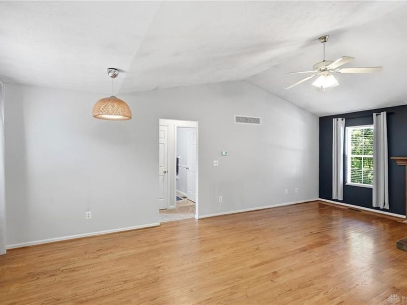 120 Sackett Drive, Monroe, OH 45050 Photo 8