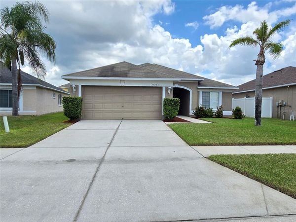 27846 BREAKERS DRIVE , WESLEY CHAPEL, FL 33544