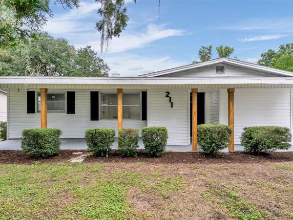 211 W VALENCIA STREET , LAKELAND, FL 33805
