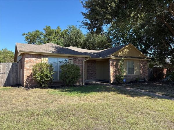 1485 Brook Meadow Circle, Lancaster, TX 75134