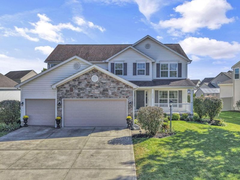4355 Edgarton Drive, Grove City, OH 43123 Photo 2