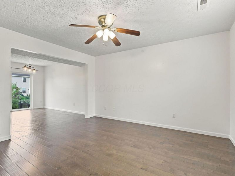 1349 Wagy Square , Pataskala, OH 43062 Photo 6