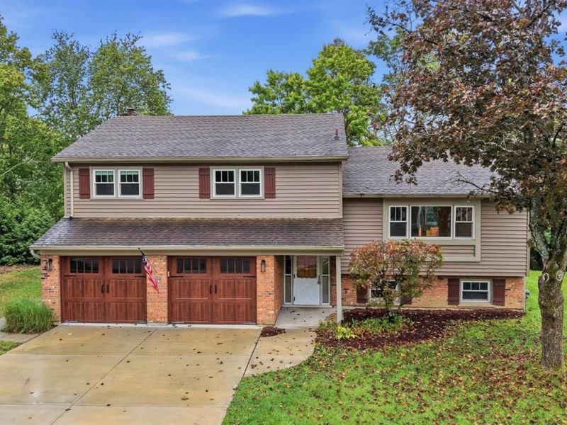 7095 Wyandotte Drive, Green Township, OH 45233 Photo 1