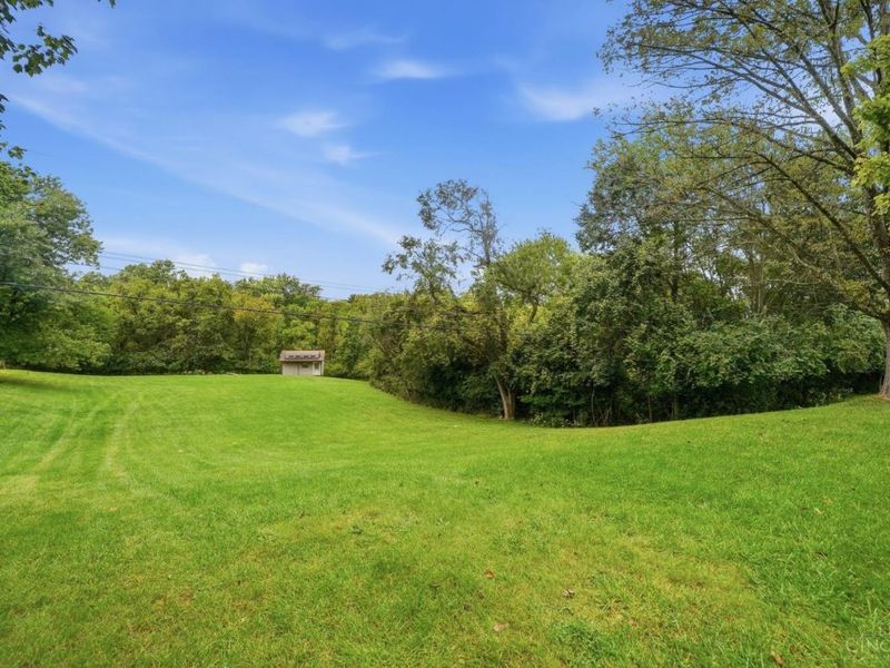 7095 Wyandotte Drive, Green Township, OH 45233 Photo 30
