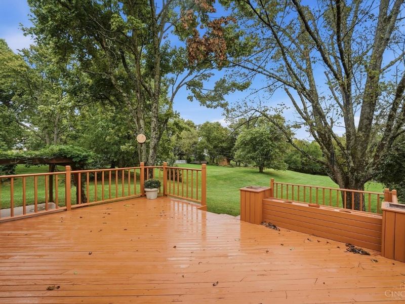 7095 Wyandotte Drive, Green Township, OH 45233 Photo 35