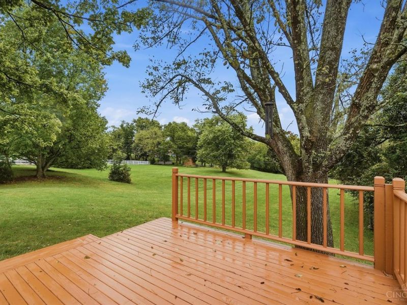 7095 Wyandotte Drive, Green Township, OH 45233 Photo 38
