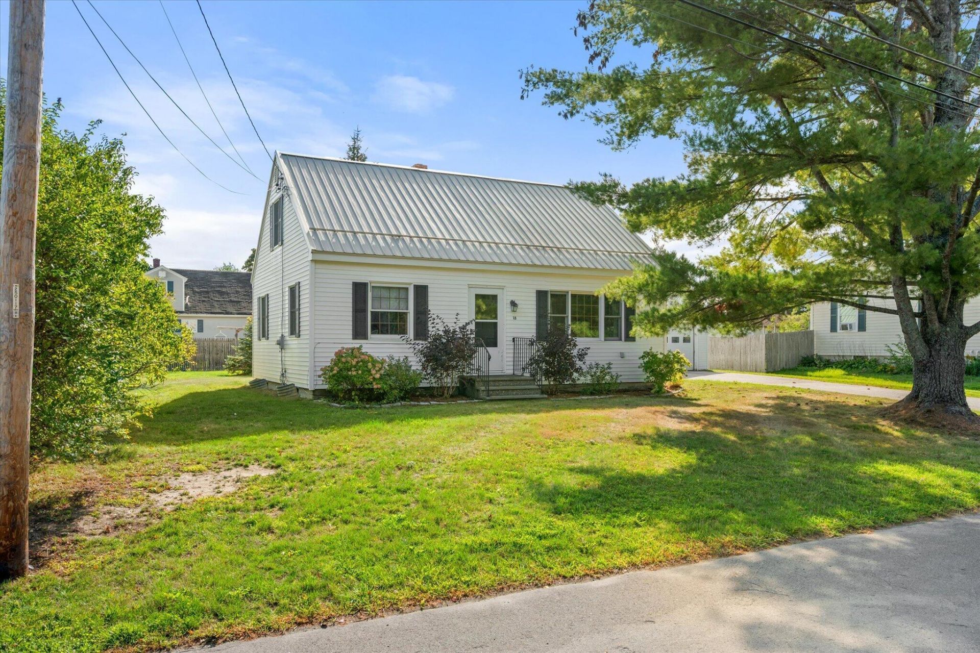 18 Rider Road, Brewer, ME 04412 Main Photo