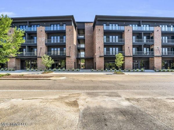 403 Russell Street, Starkville, MS 39759