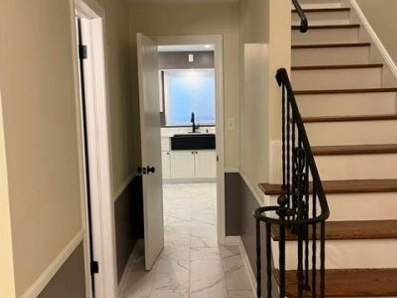 15892 Fenemore Road, East Cleveland, OH 44112 Photo 9