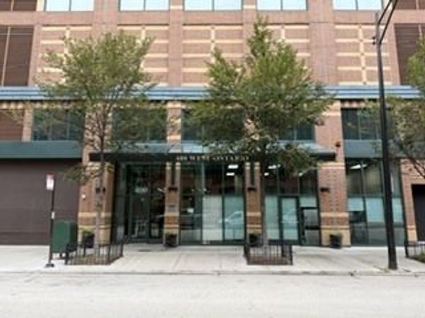 400 W Ontario Street , Unit 608B, Chicago, IL 60654