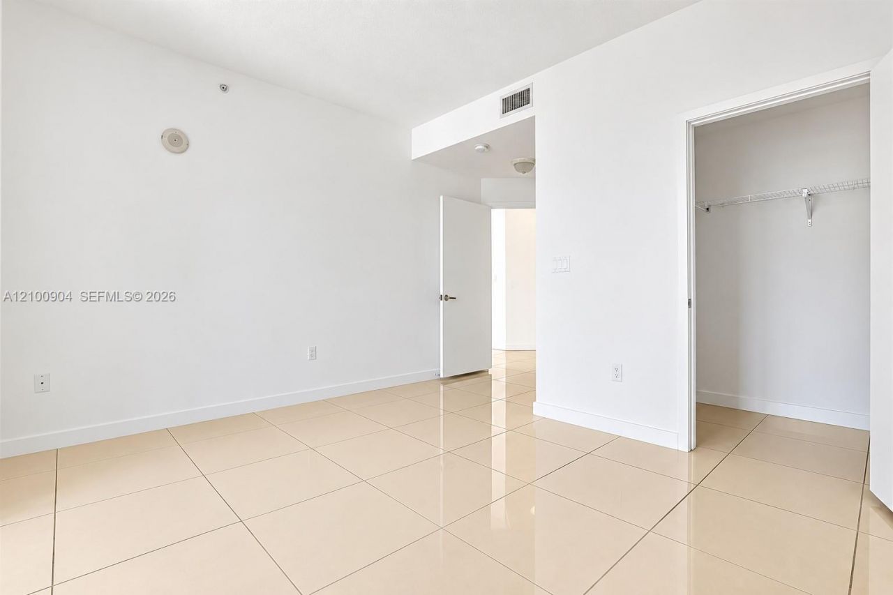 79 SW 12th St , Unit 1706-S, Miami, FL 33130 Photo