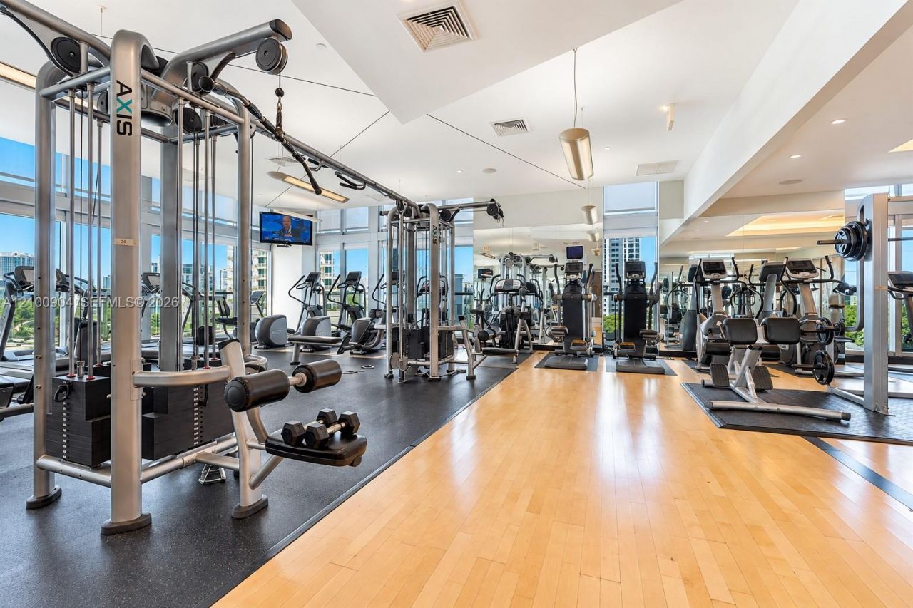 79 SW 12th St , Unit 1706-S, Miami, FL 33130 Photo