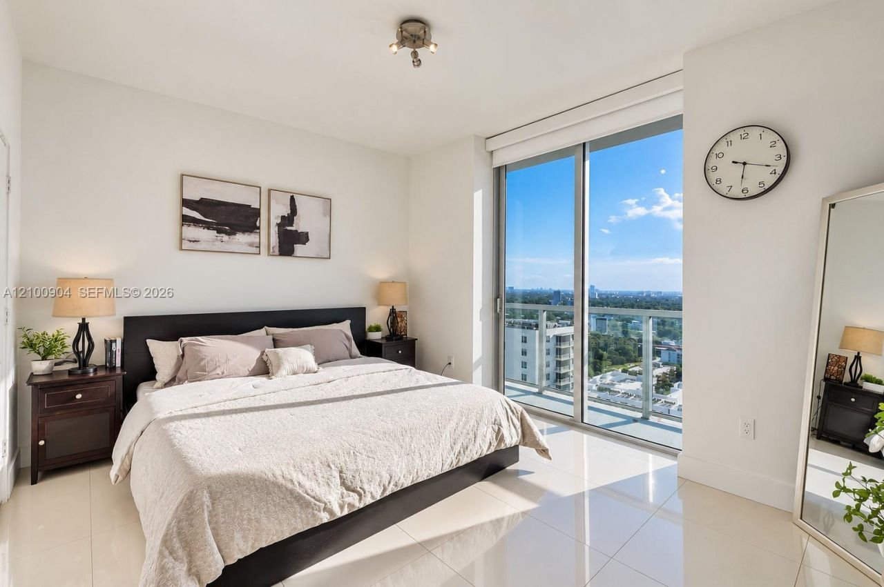 79 SW 12th St , Unit 1706-S, Miami, FL 33130 Photo