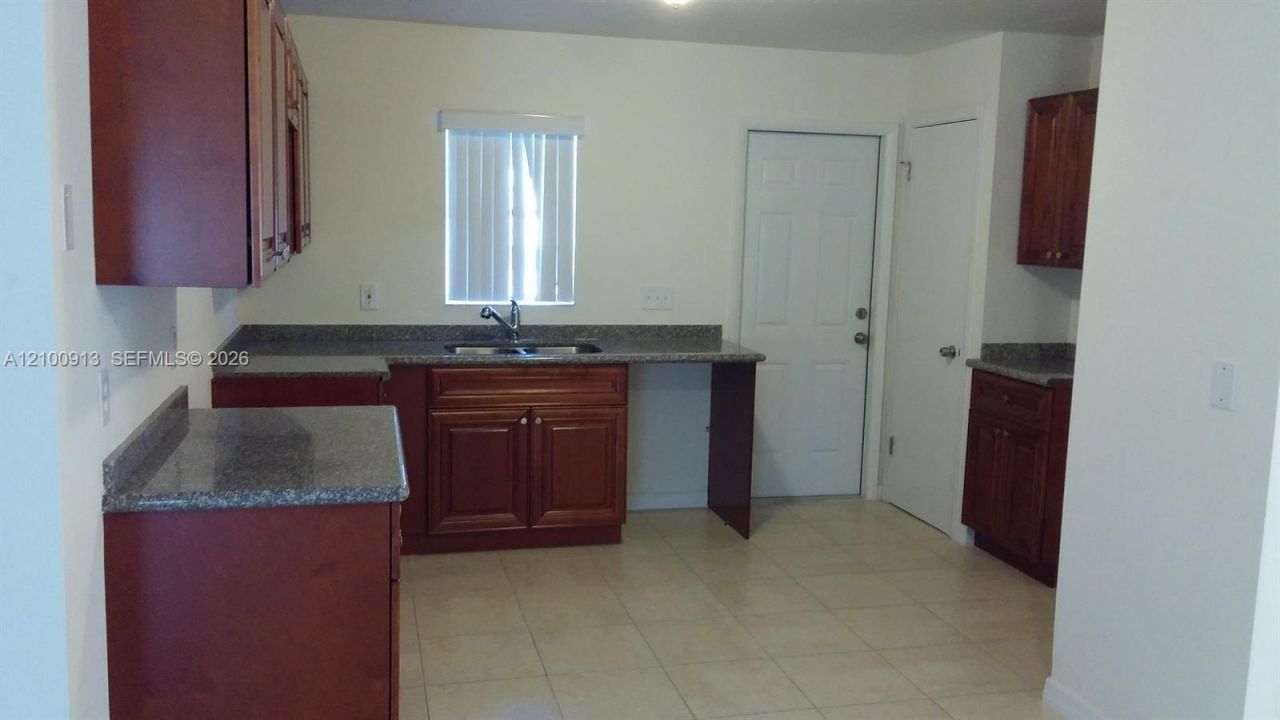 4304 N Shore Dr , West Palm Beach, FL 33407 Photo