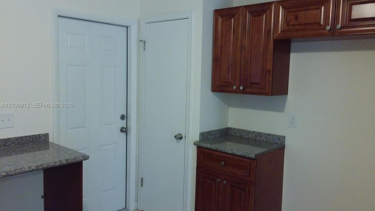 4304 N Shore Dr , West Palm Beach, FL 33407 Photo