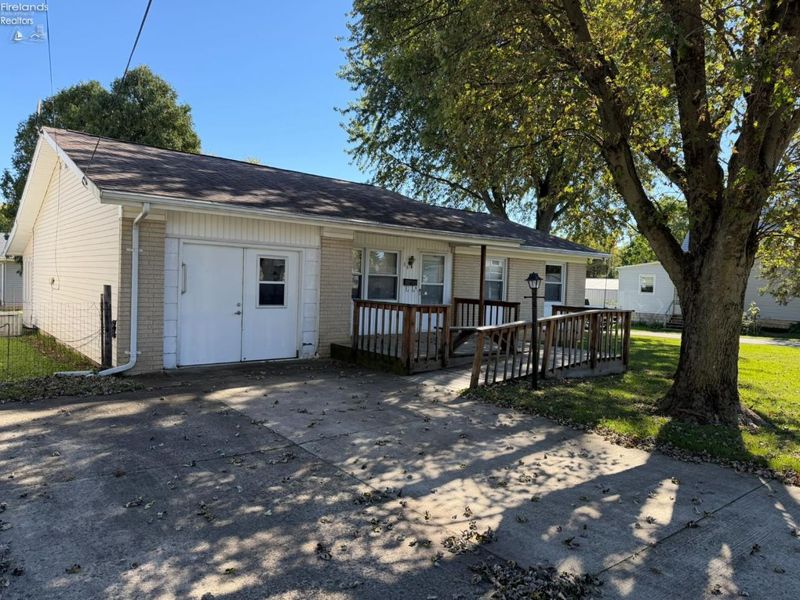 64 Henry Street, Tiffin, OH 44883 Photo 3