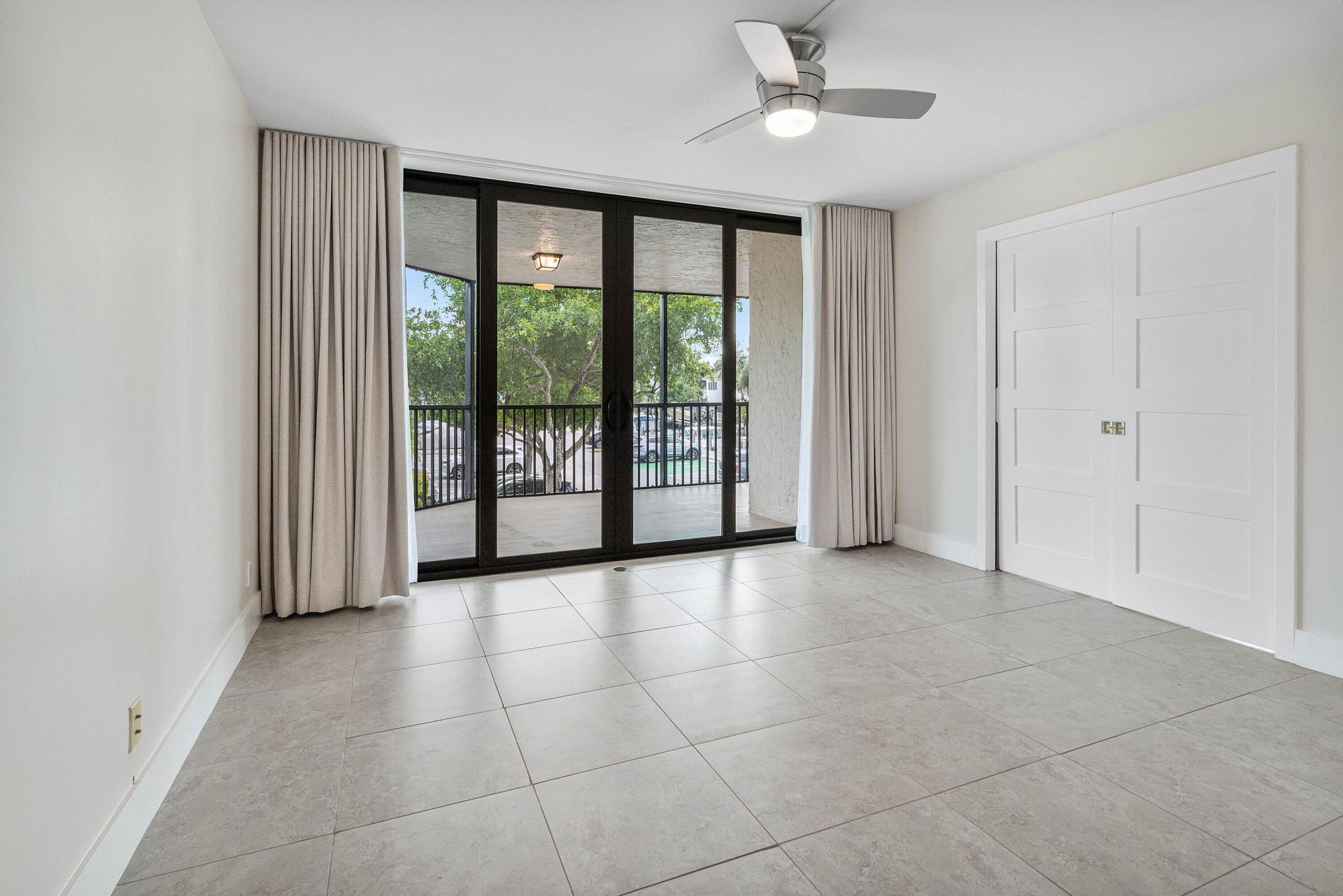 800 Jeffery Street, Unit 201, Boca Raton, FL 33487 Photo