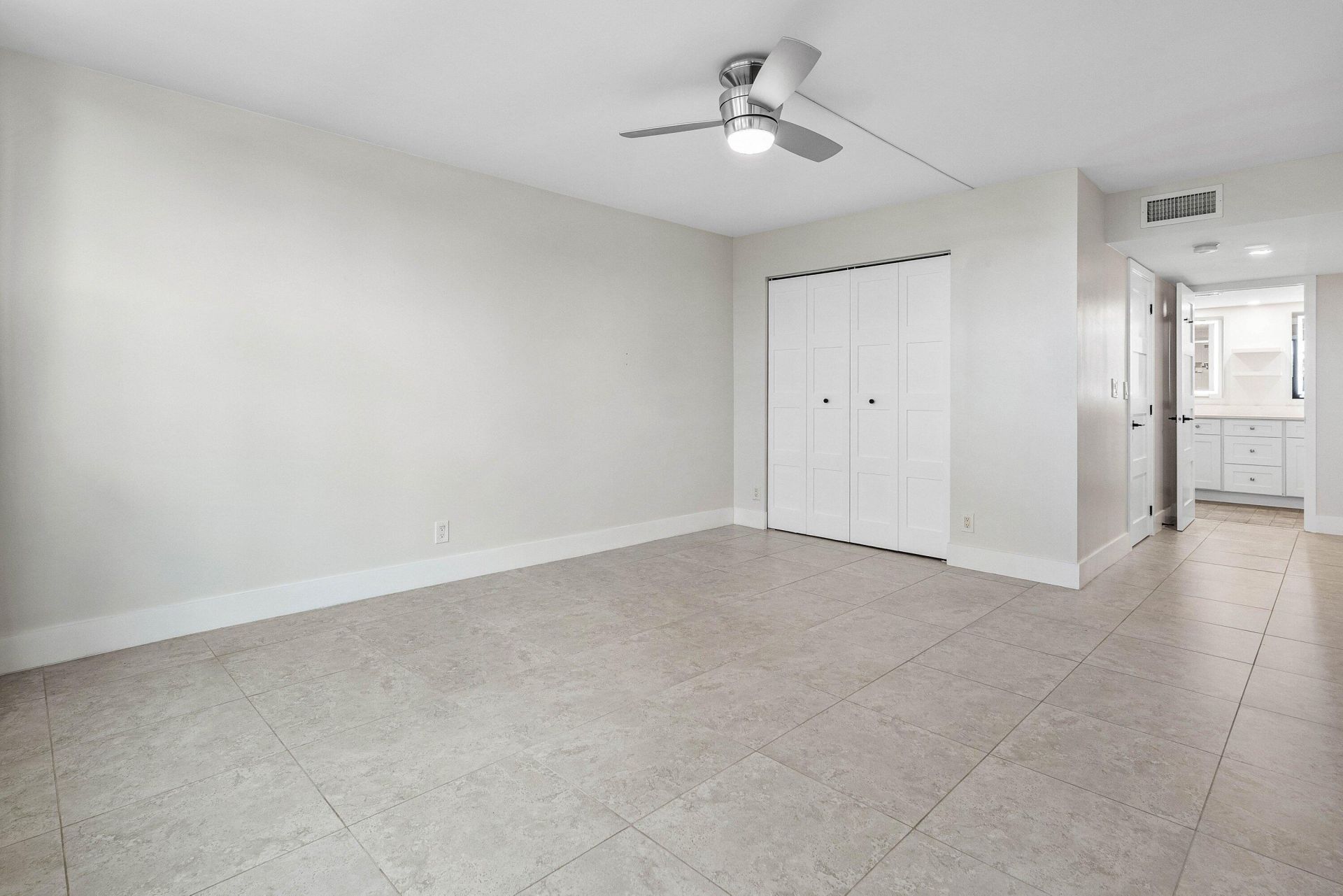 800 Jeffery Street, Unit 201, Boca Raton, FL 33487 Photo