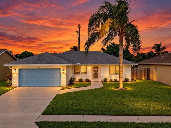 141 Arrowhead Circle, Jupiter, FL 33458