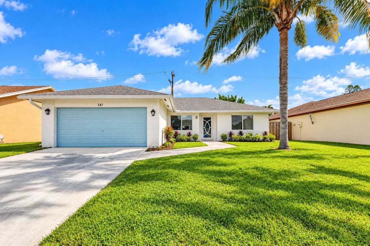 141 Arrowhead Circle, Jupiter, FL 33458 Photo